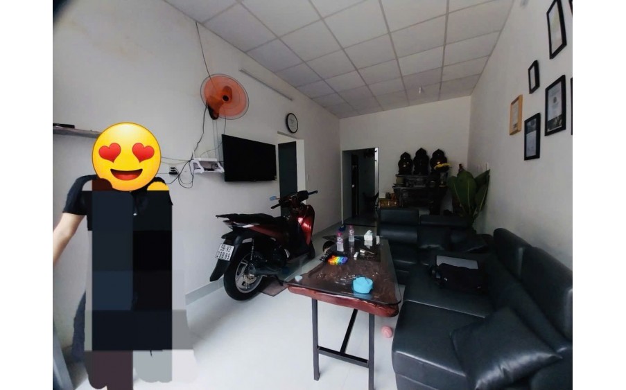 Chủ Ngộp Bank!!!Bán Gấp!!Chỉ còn 5,95 tỷ, Nhà C4 SHR, diện tích khủng 117m2,  1/ Nguyễn Văn Quá cách mặt tiền 50m, HXH tránh nhau, Ô tô Ngủ Sân